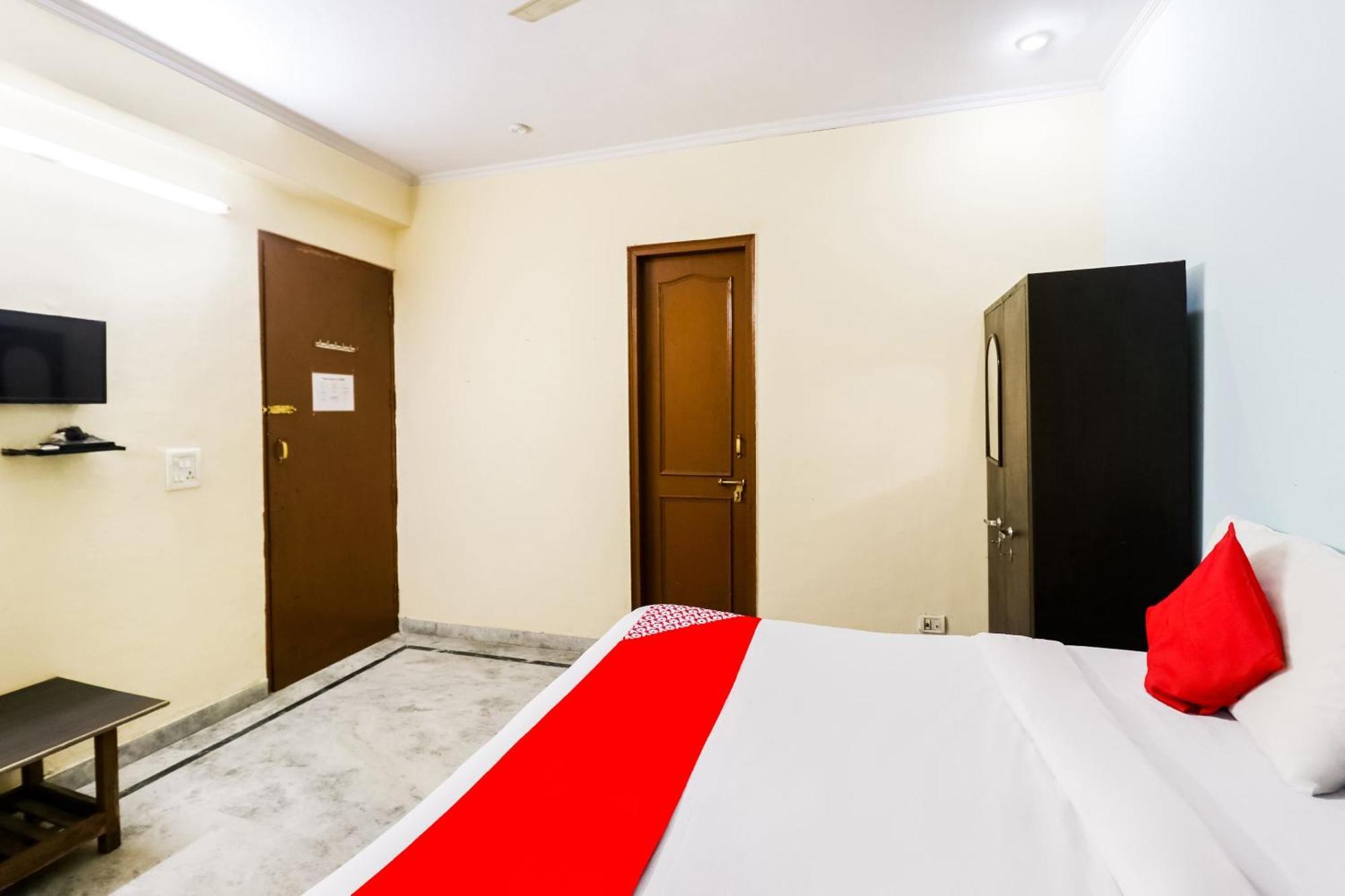 Hotel O Maurya Residency Gurgaon Exterior photo