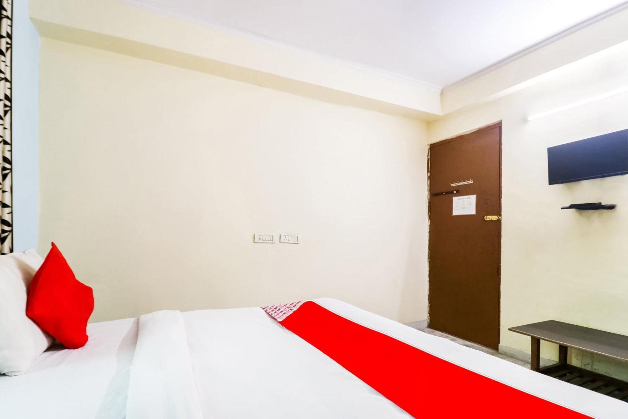 Hotel O Maurya Residency Gurgaon Exterior photo